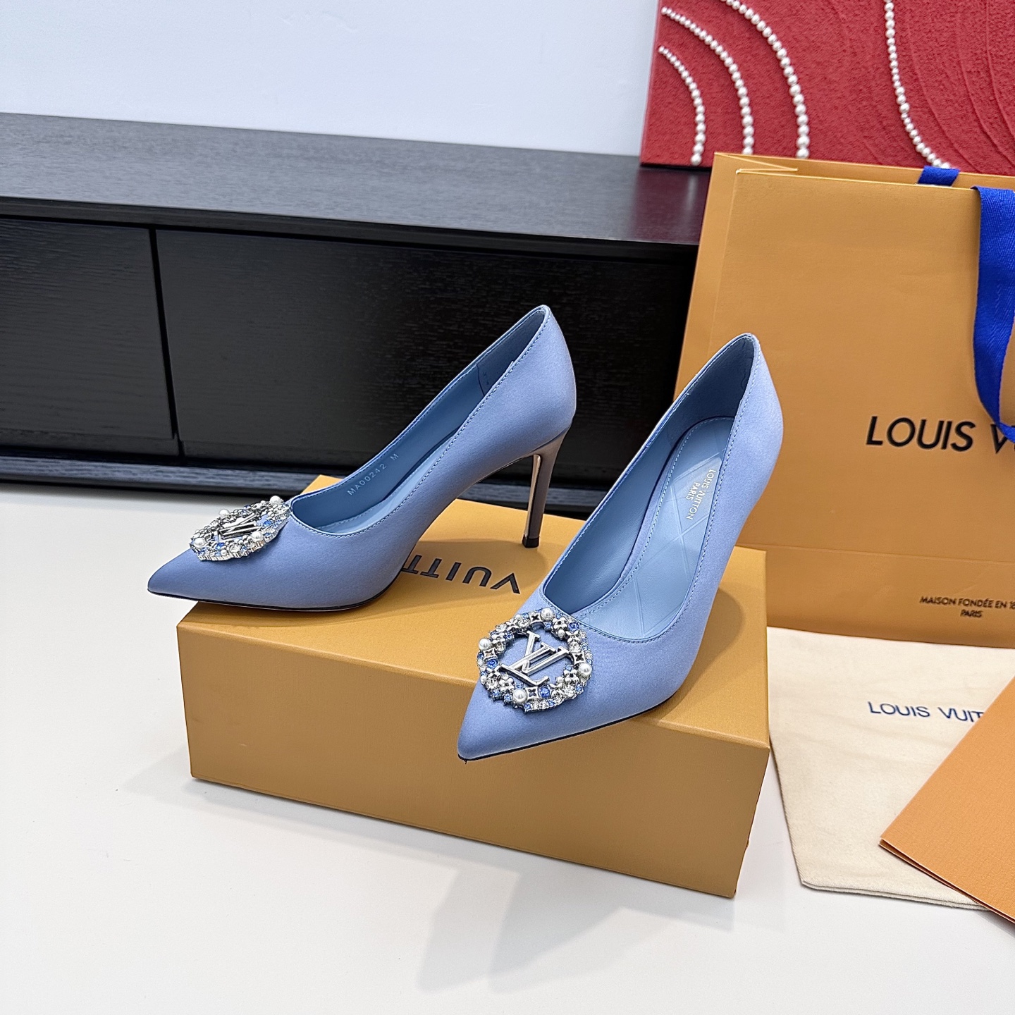 Women's high heels